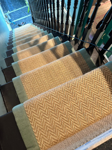 Alternative-Flooring-WOOL-HERRINGBONE-ZIG-ZAG-BUTTON-2