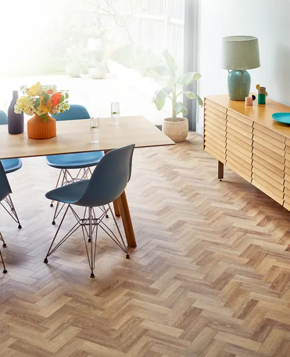 Amtico-Spacia-SS5W3313-Mulled-Oak-Small-Parquet-Portrait-Kitchen-650x-800 Amtico Spacia is a unique collection of versatile wood and stone LVT flooring featuring natural colours and realistic textures. Beautifully simple and effortlessly stylish.