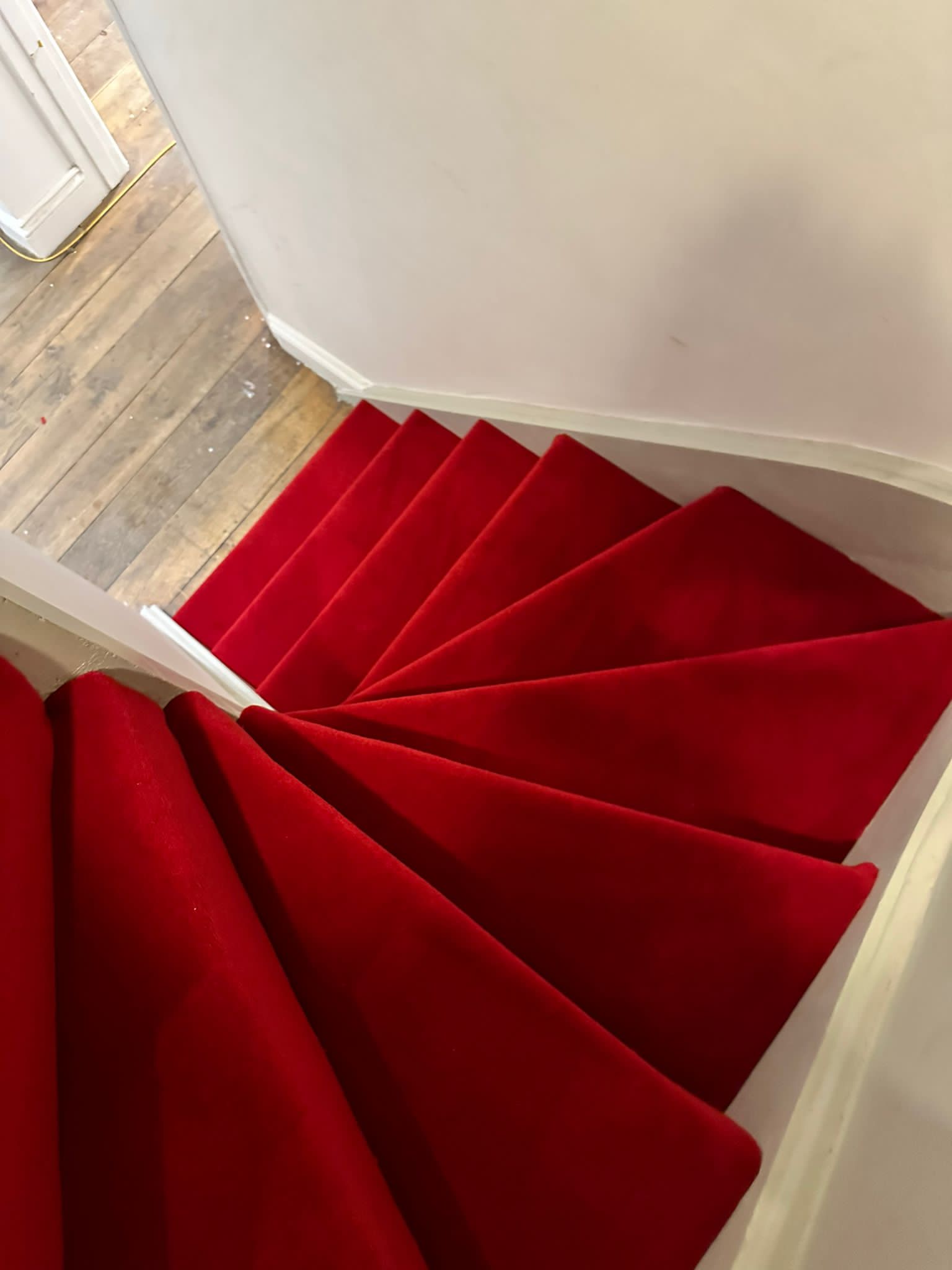 Louis De Poortere IMG_0010 Louis De Poortere - Richelieu colour 5001 - 80% Wool Woven Wilton available in 144 colours