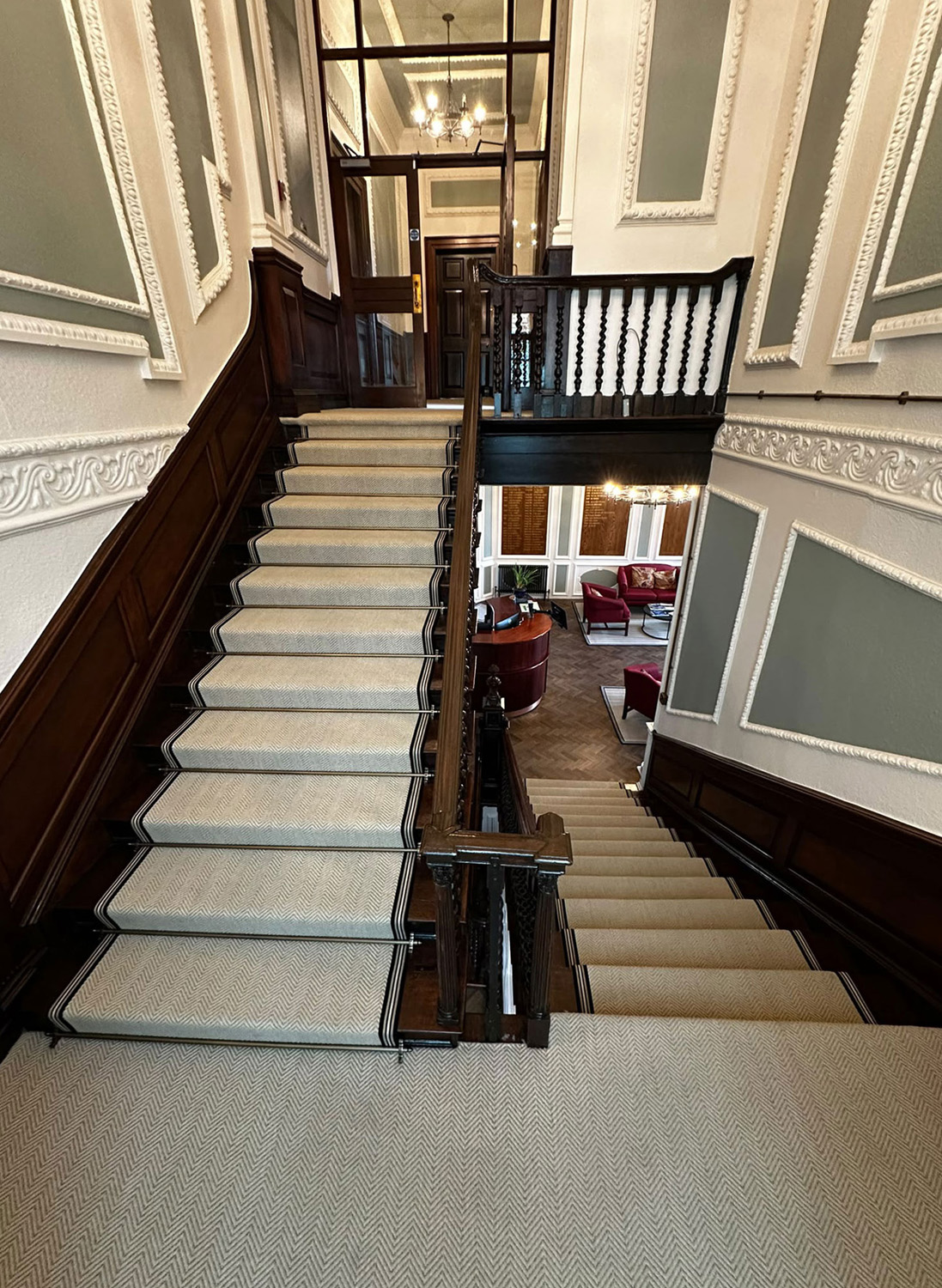 The-Carpetstore-London-Flooring-Carpet-Vinyl-10-PS The Carpetstore, London Carpet, London Flooring, Sisal Look, Herringbone Sea Salt, Border, Stocksfield Fitchburg, Stairrods, Antique Brass