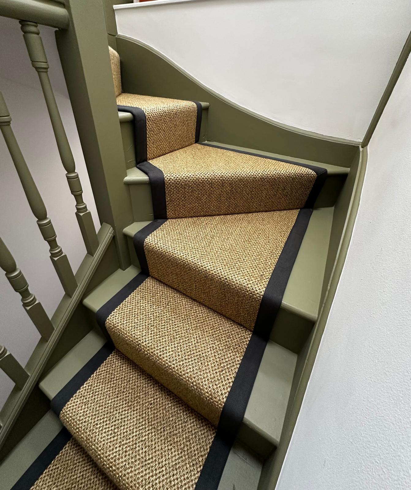 The Carpetstore London Flooring Carpet Vinyl 2 Alternative flooring, Anywhere Ca-rPET, Recycled Fibre, British Racing border, The Carpetstore, London Carpet, London Flooring